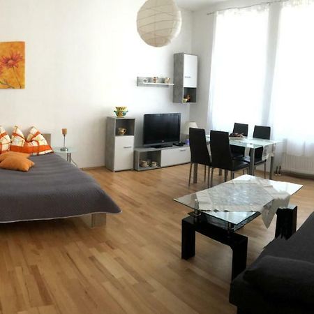 וינה Apartment Veronika 29 מראה חיצוני תמונה