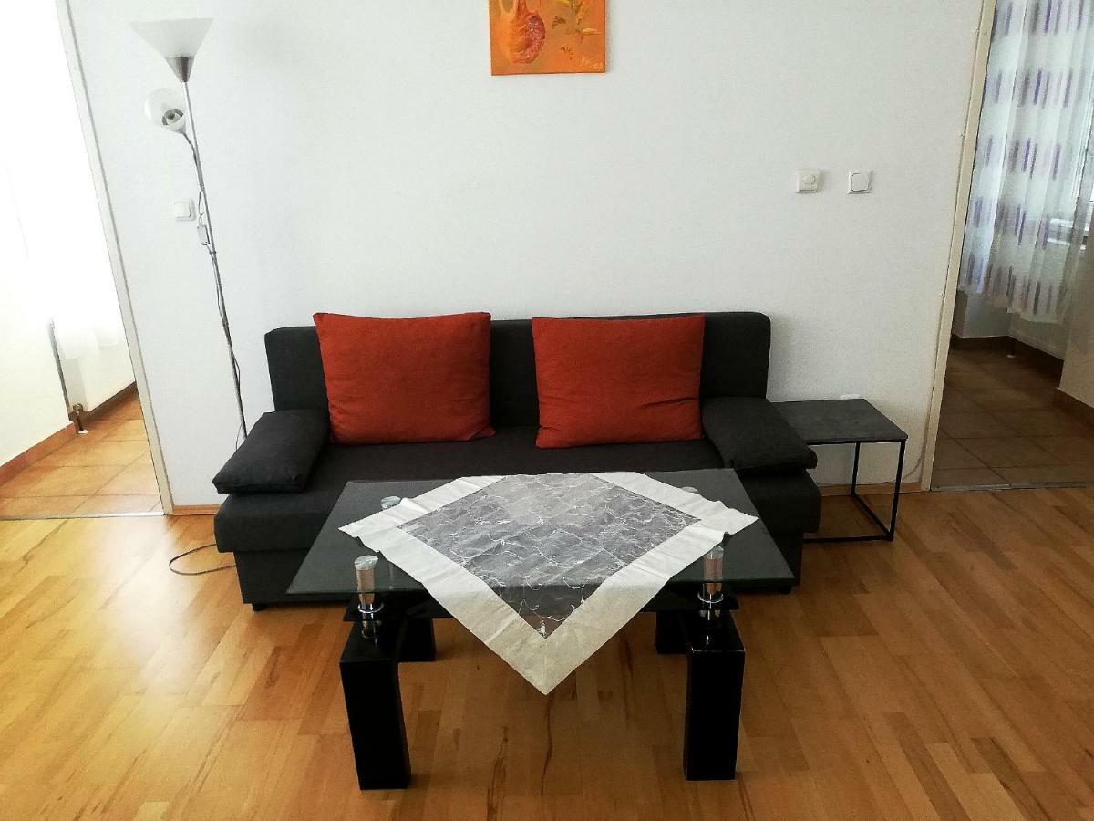 וינה Apartment Veronika 29 מראה חיצוני תמונה